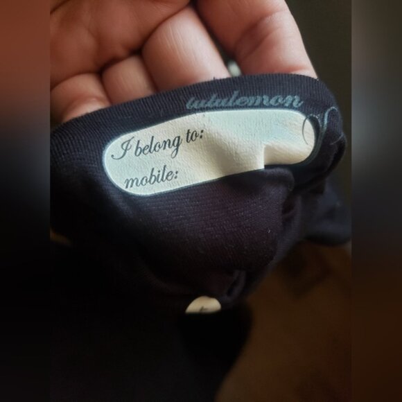 Lululemon Athleti a Bla k Flare Pants - Picture 6 of 7